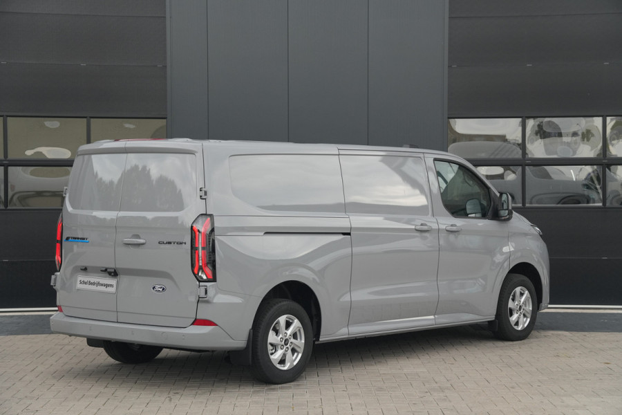 Ford E-Transit Custom 320 L2H1 Limited 71 kWh 218pk - Elek Trekhaak - LED - Carplay - Stoelverwarming - Keyless - Cruise - Rijklaar