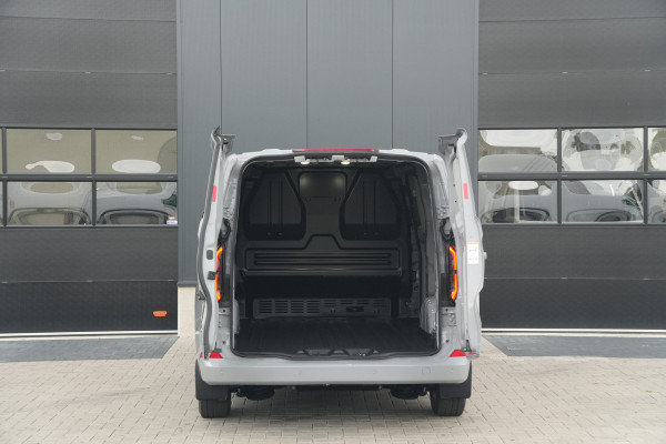 Ford E-Transit Custom 320 L2H1 Limited 71 kWh 218pk - Elek Trekhaak - LED - Carplay - Stoelverwarming - Keyless - Cruise - Rijklaar