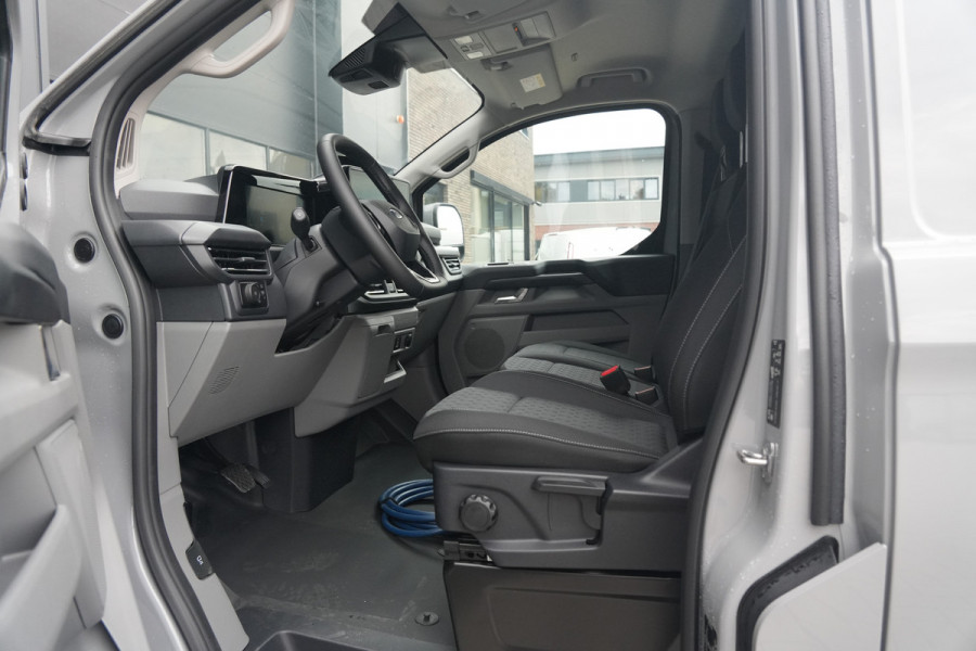 Ford E-Transit Custom 320 L2H1 Limited 71 kWh 218pk - Elek Trekhaak - LED - Carplay - Stoelverwarming - Keyless - Cruise - Rijklaar
