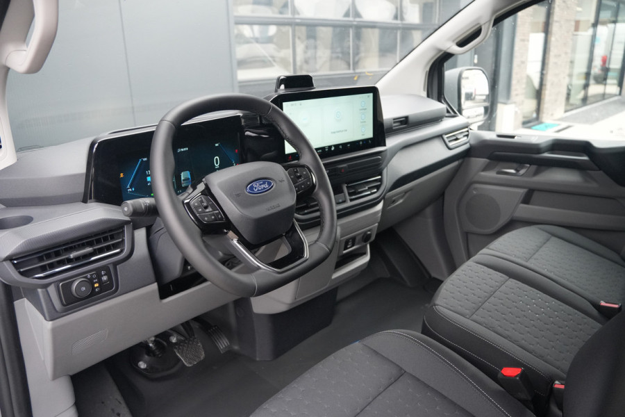 Ford E-Transit Custom 320 L2H1 Limited 71 kWh 218pk - Elek Trekhaak - LED - Carplay - Stoelverwarming - Keyless - Cruise - Rijklaar