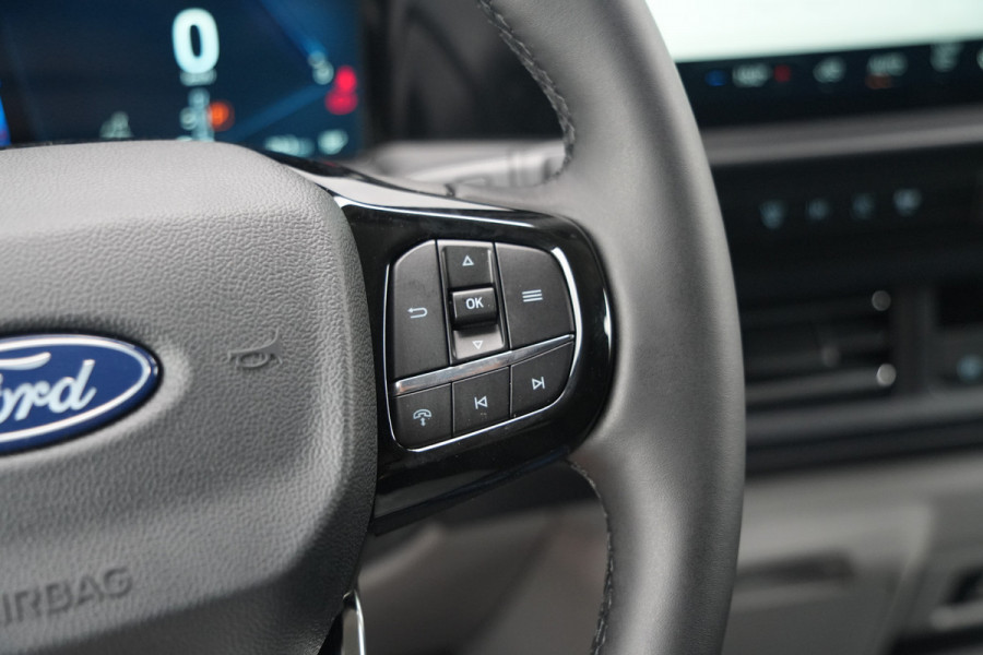 Ford E-Transit Custom 320 L2H1 Limited 71 kWh 218pk - Elek Trekhaak - LED - Carplay - Stoelverwarming - Keyless - Cruise - Rijklaar