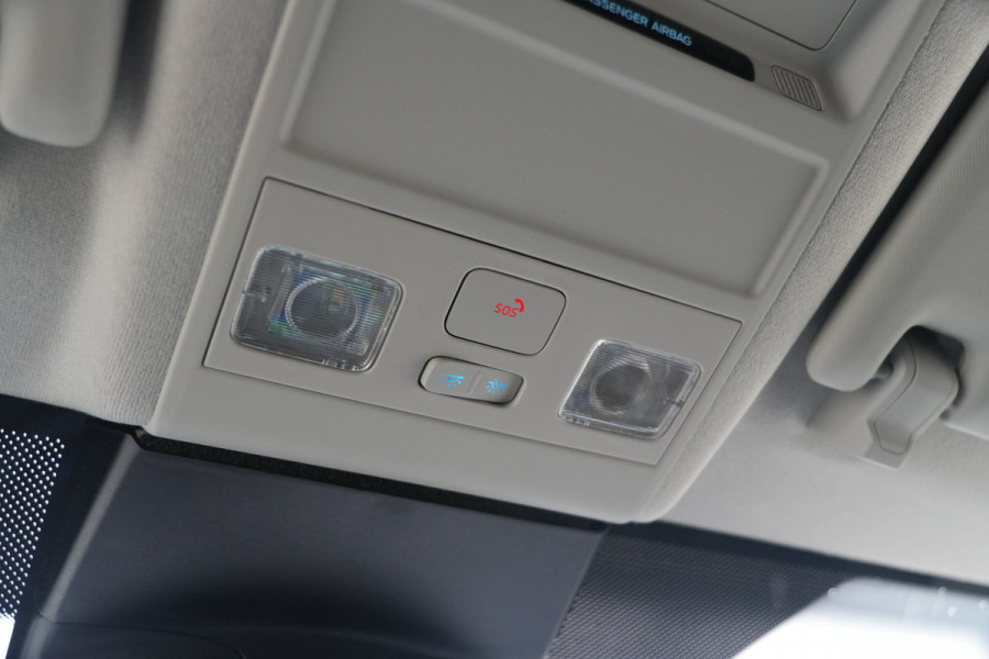 Ford E-Transit Custom 320 L2H1 Limited 71 kWh 218pk - Elek Trekhaak - LED - Carplay - Stoelverwarming - Keyless - Cruise - Rijklaar
