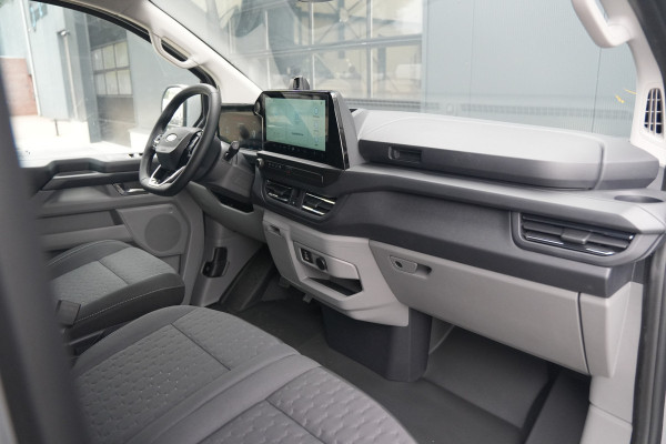 Ford E-Transit Custom 320 L2H1 Limited 71 kWh 218pk - Elek Trekhaak - LED - Carplay - Stoelverwarming - Keyless - Cruise - Rijklaar