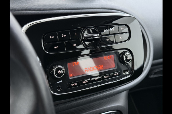 Smart Forfour EQ Electric Automaat SOH 90% Ecc Bluetooth Cruise Control 18kWh Business Solution Lmv Elek.Ramen+Spiegels Isofix Dealeronderhouden Origineel Nederlandse Auto
