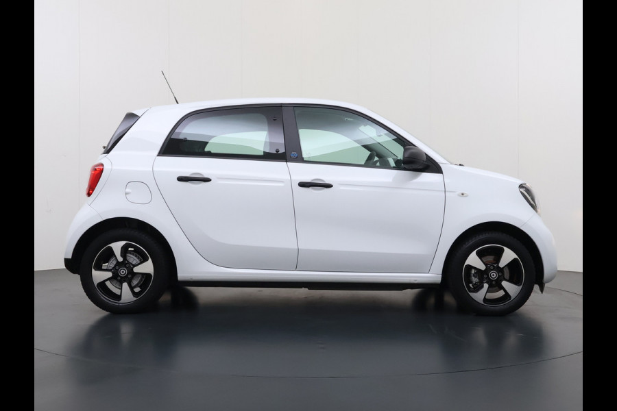 Smart Forfour EQ Electric Automaat SOH 90% Ecc Bluetooth Cruise Control 18kWh Business Solution Lmv Elek.Ramen+Spiegels Isofix Dealeronderhouden Origineel Nederlandse Auto