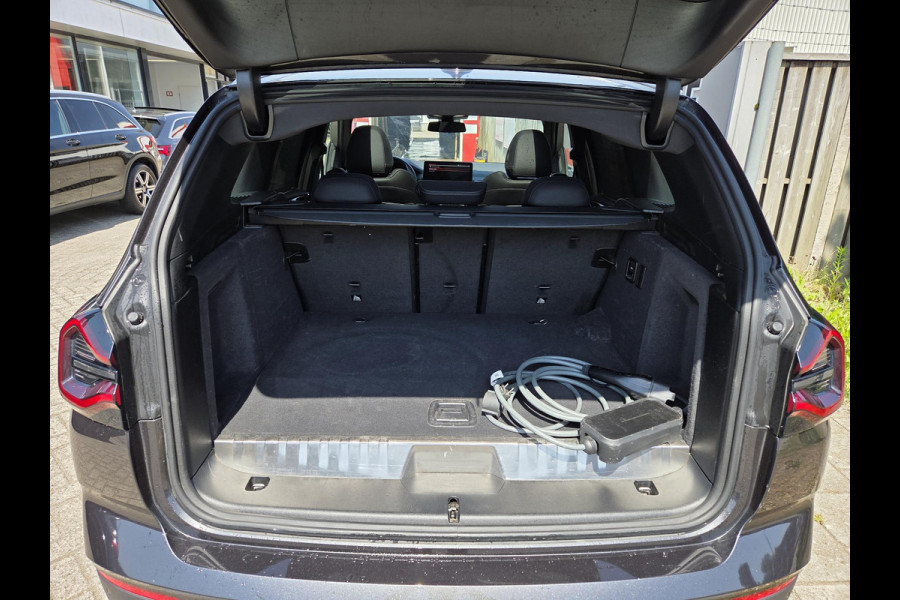 BMW X3 xDrive30e 19"/Trekhaak/Leder + memory/Adaptieve cruise/Keyless/Dodehoek/Head-up/360 camera/HiFi/LED/Sfeerverlichting