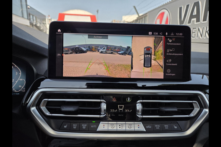 BMW X3 xDrive30e 19"/Trekhaak/Leder + memory/Adaptieve cruise/Keyless/Dodehoek/Head-up/360 camera/HiFi/LED/Sfeerverlichting