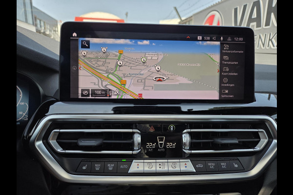BMW X3 xDrive30e 19"/Trekhaak/Leder + memory/Adaptieve cruise/Keyless/Dodehoek/Head-up/360 camera/HiFi/LED/Sfeerverlichting