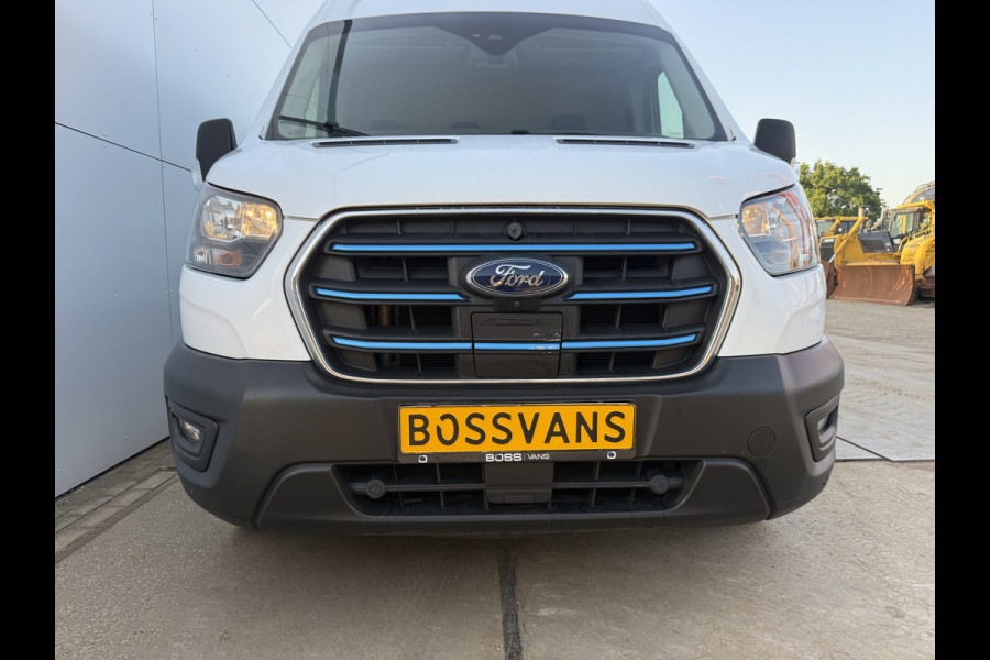 Ford E-Transit 68kWh 184PK L4H3 317km WLTP 95.3% (SOH) BEV Snelladen Carplay Climate control Cruise control Navigatie 360° Camera Stoelverwarming Parkeersensoren v+a