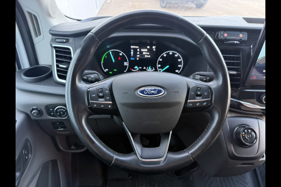Ford E-Transit 68kWh 184PK L4H3 317km WLTP 95.3% (SOH) BEV Snelladen Carplay Climate control Cruise control Navigatie 360° Camera Stoelverwarming Parkeersensoren v+a