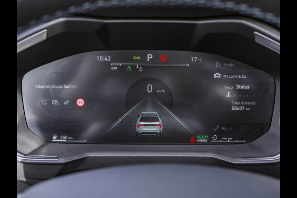 Lynk & Co 01 1.5 | Black Edition | Panoramadak|360° Camera|ACC|Stoelverwarming|Navi|Carplay