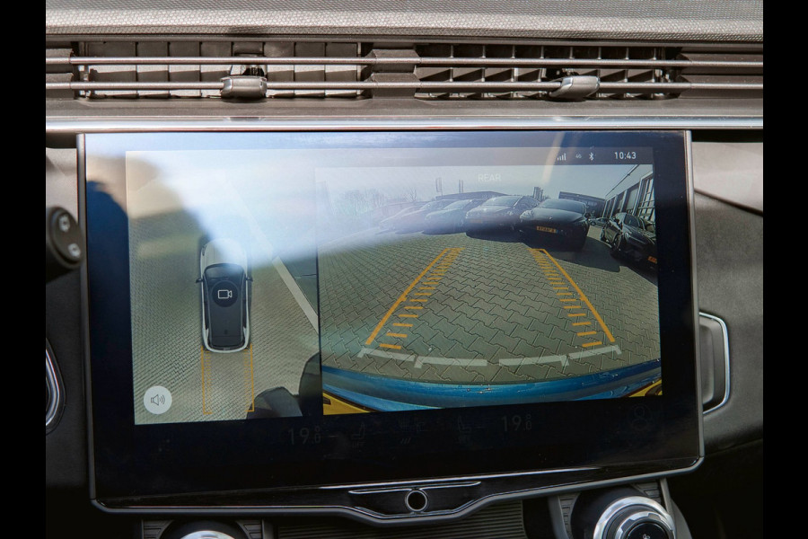 Lynk & Co 01 1.5 | Black Edition | Panoramadak|360° Camera|ACC|Stoelverwarming|Navi|Carplay