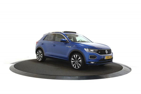 Volkswagen T-Roc 1.5 TSI Sport Business R - Automaat - Pano/schuifdak - Beats - Navi - Afn.Trekhaak