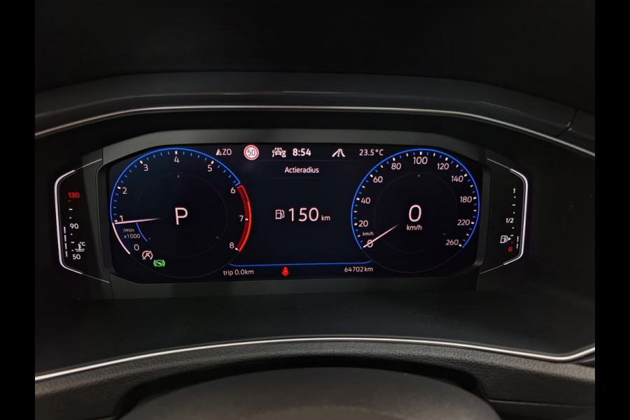 Volkswagen T-Roc 1.5 TSI Sport Business R - Automaat - Pano/schuifdak - Beats - Navi - Afn.Trekhaak