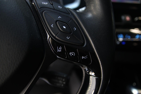 Toyota C-HR 2.0 Hybrid Dynamic XENON-CLIMA-STOEL VRM-CAMERA