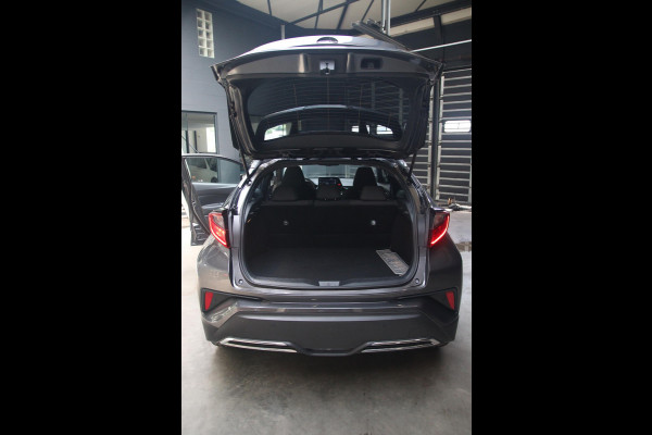 Toyota C-HR 2.0 Hybrid Dynamic XENON-CLIMA-STOEL VRM-CAMERA