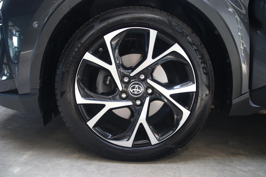 Toyota C-HR 2.0 Hybrid Dynamic XENON-CLIMA-STOEL VRM-CAMERA