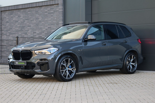 BMW X5 xDrive45e High Executive | BTW | M-SPORT | HUD | 4WIELSTUURING | SKYLOUNGE | CABRON | 22'' | ACC | DEALER ONDH | 360 |
