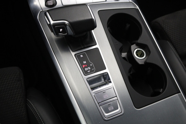 Audi A6 Avant 55 TFSI e Quattro 367 PK Competition, Panoramadak, Tour-Pakket, Camera