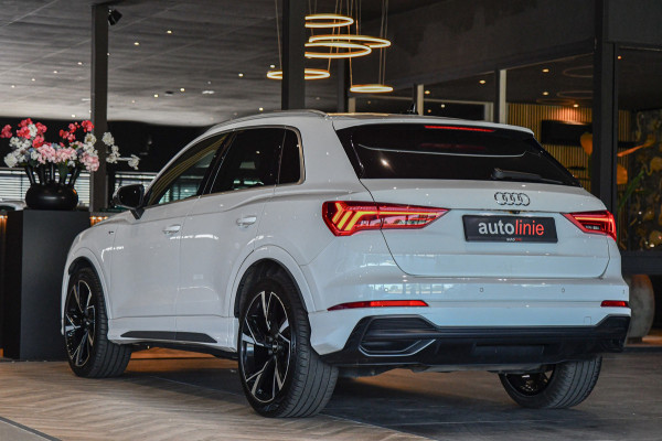 Audi Q3 35 TFSI 3x S-line. ACC, Camera, Matrix, Dodehoek, Stoelverw!