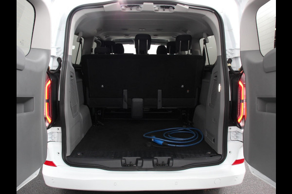 Ford Transit Custom 340 L2H1 Limited 65 kWh 8 persoons Automaat Cruise Control Airco Lichtmetalen Velgen
