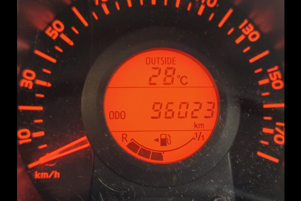 Peugeot 108 1.0 e-VTi Active uit 2018 Rijklaar + 12 maanden Bovag-garantie Henk Jongen Auto's in Helmond,  al 50 jaar service zoals 't hoort!