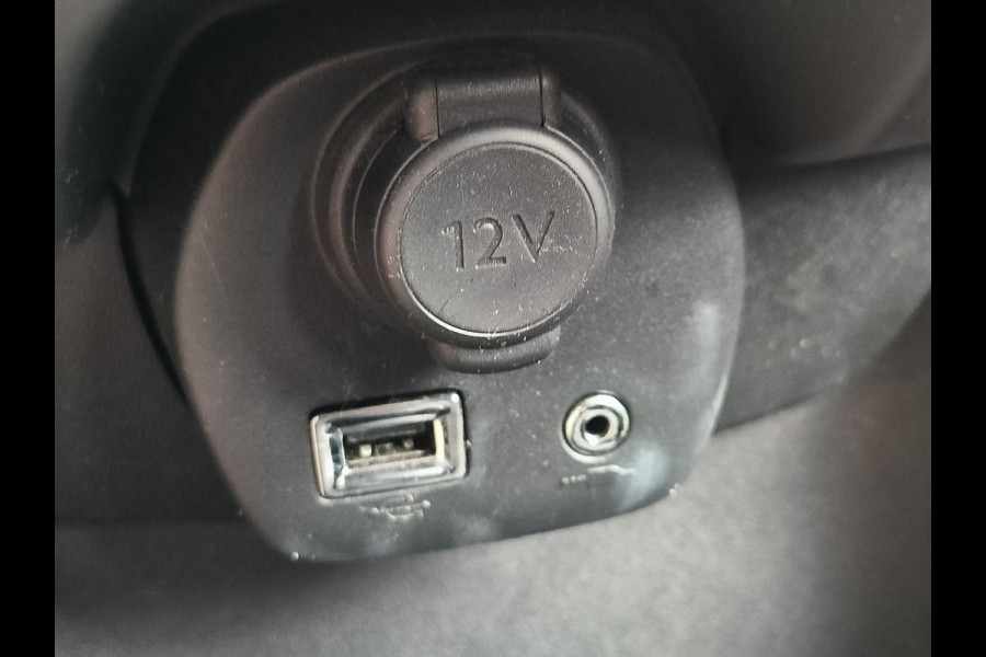 Peugeot 108 1.0 e-VTi Active uit 2018 Rijklaar + 12 maanden Bovag-garantie Henk Jongen Auto's in Helmond,  al 50 jaar service zoals 't hoort!