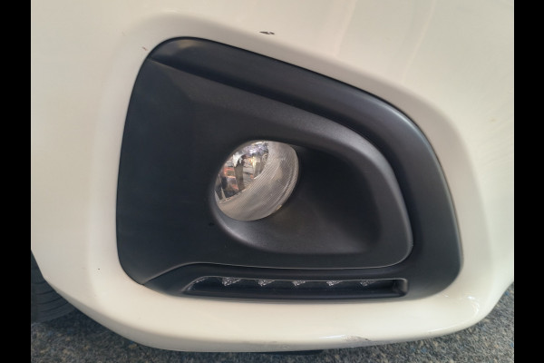 Peugeot 108 1.0 e-VTi Active uit 2018 Rijklaar + 12 maanden Bovag-garantie Henk Jongen Auto's in Helmond,  al 50 jaar service zoals 't hoort!