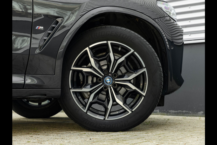BMW X3 xDrive30e M-Sport - Pano - Trekhaak - Memoryzetel - Head-Up
