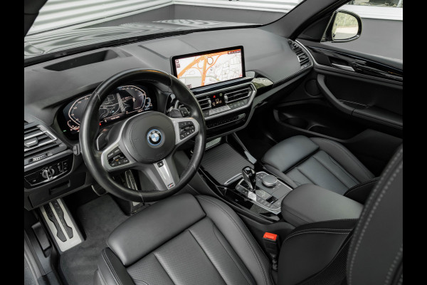 BMW X3 xDrive30e M-Sport - Pano - Trekhaak - Memoryzetel - Head-Up