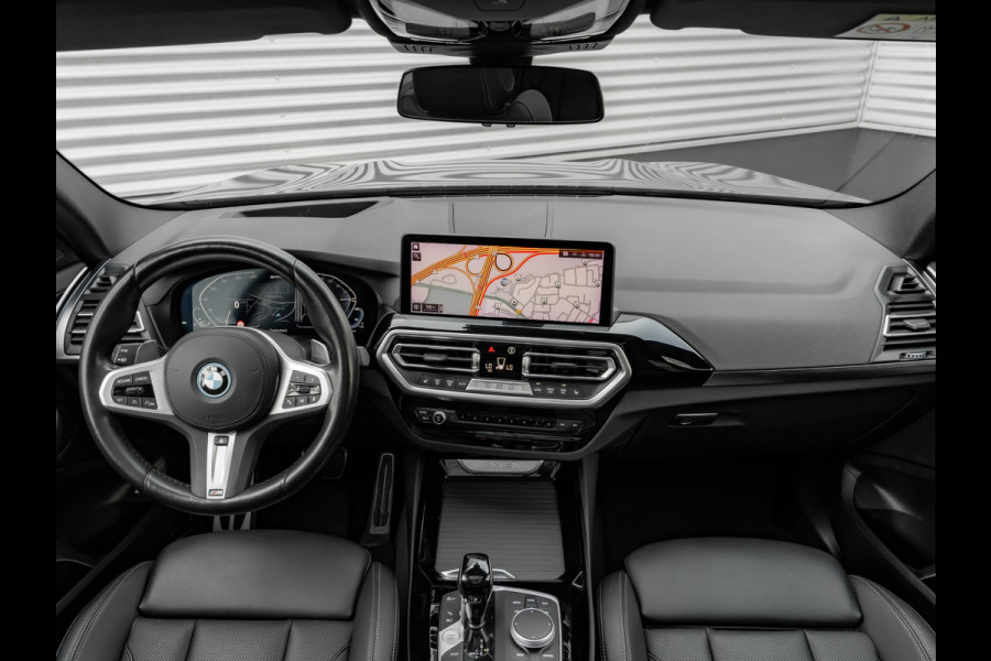 BMW X3 xDrive30e M-Sport - Pano - Trekhaak - Memoryzetel - Head-Up