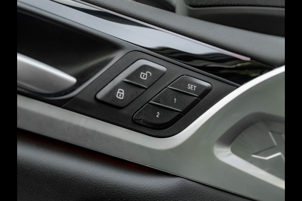 BMW X3 xDrive30e M-Sport - Pano - Trekhaak - Memoryzetel - Head-Up