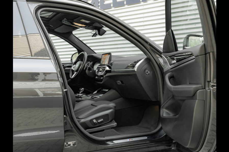 BMW X3 xDrive30e M-Sport - Pano - Trekhaak - Memoryzetel - Head-Up