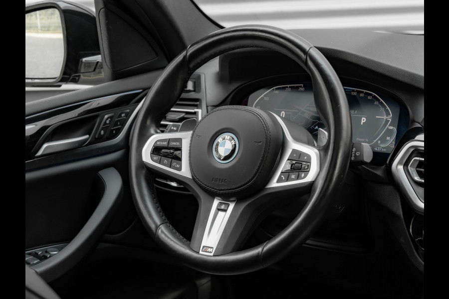 BMW X3 xDrive30e M-Sport - Pano - Trekhaak - Memoryzetel - Head-Up