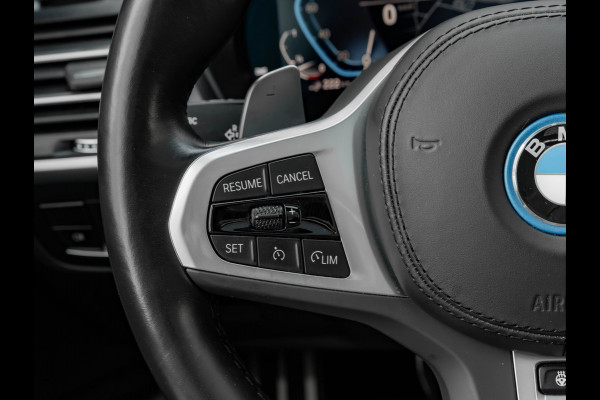 BMW X3 xDrive30e M-Sport - Pano - Trekhaak - Memoryzetel - Head-Up