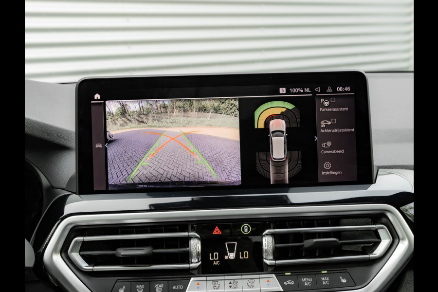 BMW X3 xDrive30e M-Sport - Pano - Trekhaak - Memoryzetel - Head-Up