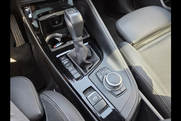 BMW X1 xDrive25e High Executive Edition M Sport 19"/Panoramadak/Elektrische stoel + memory/Adaptieve cruise/Keyless/HiFi/Camera