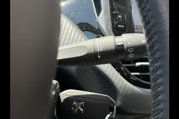 Peugeot 2008 1.2 PureTech Blue Lion 2e Eigenaar|Navi|Airco|Carplay|Cruise|PDC|N.A.P|APK tot 04-2027