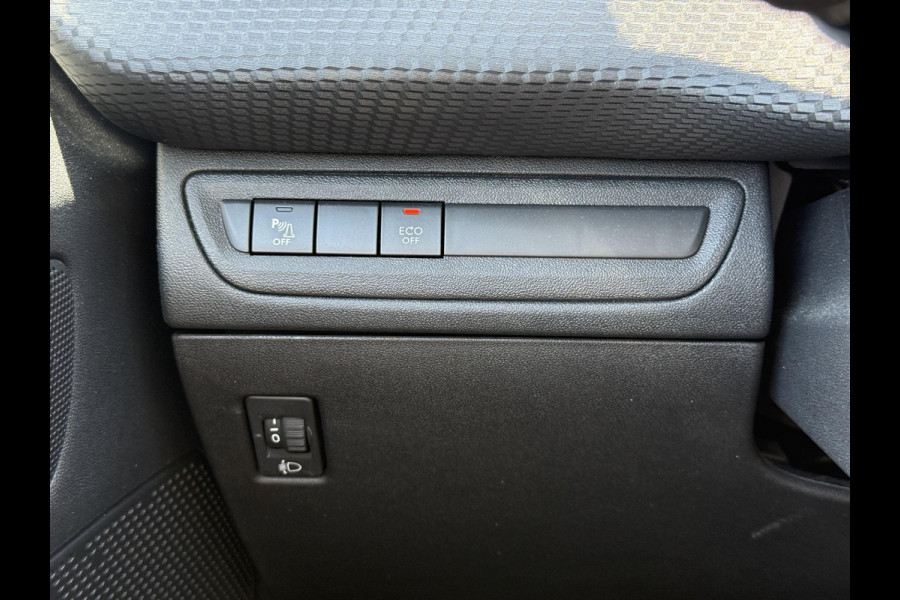 Peugeot 2008 1.2 PureTech Blue Lion 2e Eigenaar|Navi|Airco|Carplay|Cruise|PDC|N.A.P|APK tot 04-2027