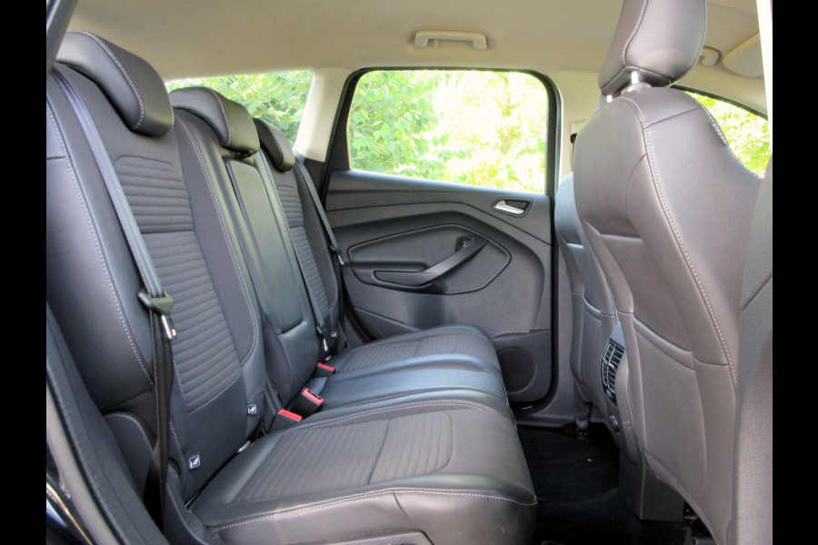 Ford Kuga 1.5 Titanium * Navi * Camera * Trekhaak *