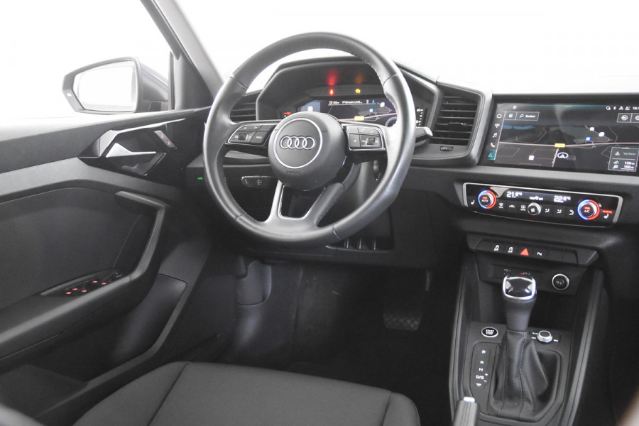 Audi A3 30 TFSI S-Tronic *1ste Eigenaar*Navigatie*Stoelverwarming*Camera*