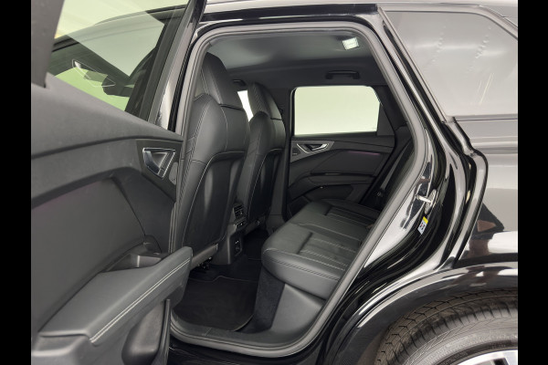 Audi Q4 e-tron 40 Launch S-Line Edition Competition 77 kWh [3-Fase-11kW] {SoH-89%} (INCL-BTW) *HEAT-PUMP | LEATHER | MATRIX-LED | SONOS-SOUND | ADAPTIVE-CRUISE | HEATED-SPORTSEATS | AMBIENTLIGHT | DIGI-COCKPIT | CAMERA | KEYLESS | HEAD-UP |  DAB+ | TOWBAR | 20''ALU*