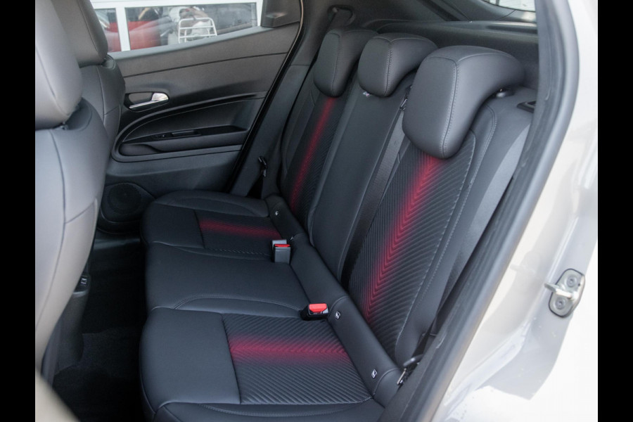 Alfa Romeo junior Elettrica Ti 54 kWh | Clima | Adapt. Cruise | Keyless | Handsfree A-Klep | PDC rondom | Pack Techno | Warmtepomp | Bicolore