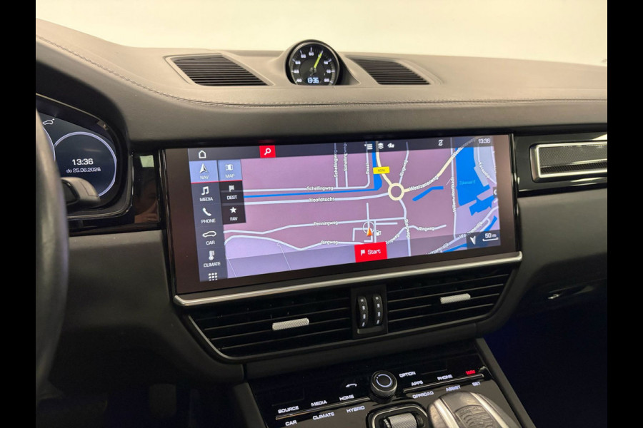 Porsche Cayenne Coupé 3.0 E-Hybrid*NL-Auto*NAP*Pano*Luchtvering*Head-Up*Trekhaak*Stoel airco