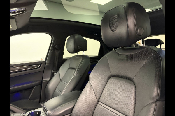 Porsche Cayenne Coupé 3.0 E-Hybrid*NL-Auto*NAP*Pano*Luchtvering*Head-Up*Trekhaak*Stoel airco