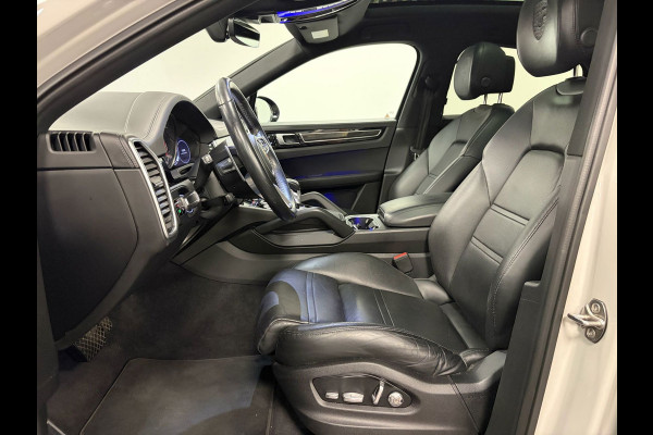 Porsche Cayenne Coupé 3.0 E-Hybrid*NL-Auto*NAP*Pano*Luchtvering*Head-Up*Trekhaak*Stoel airco