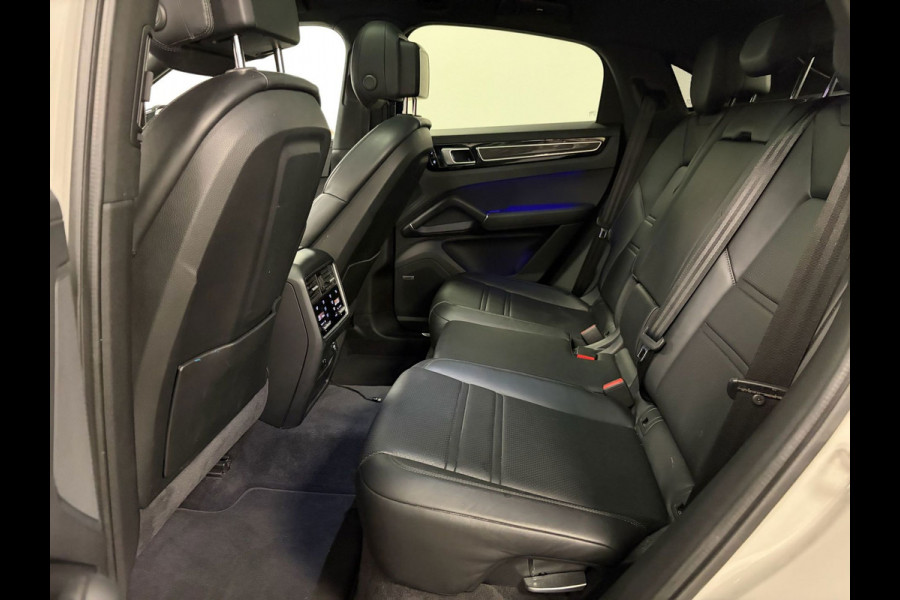 Porsche Cayenne Coupé 3.0 E-Hybrid*NL-Auto*NAP*Pano*Luchtvering*Head-Up*Trekhaak*Stoel airco