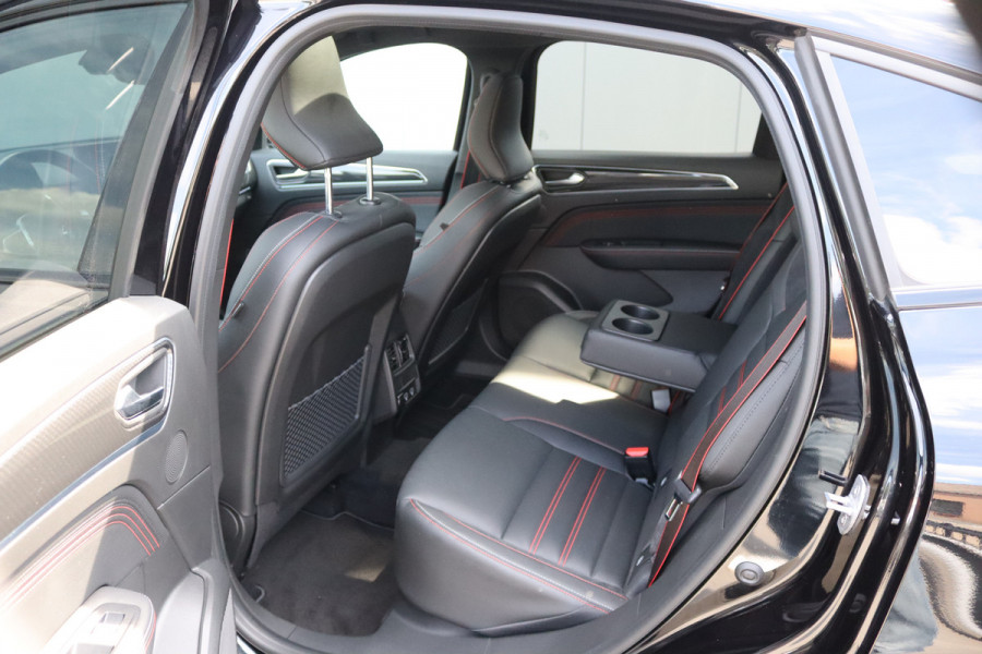 Renault Arkana 1.3TCE 160PK Mild Hybrid Automaat R.S. line Pano-dak/Gr.-navi/Winter-pack/Leder/Keyfree