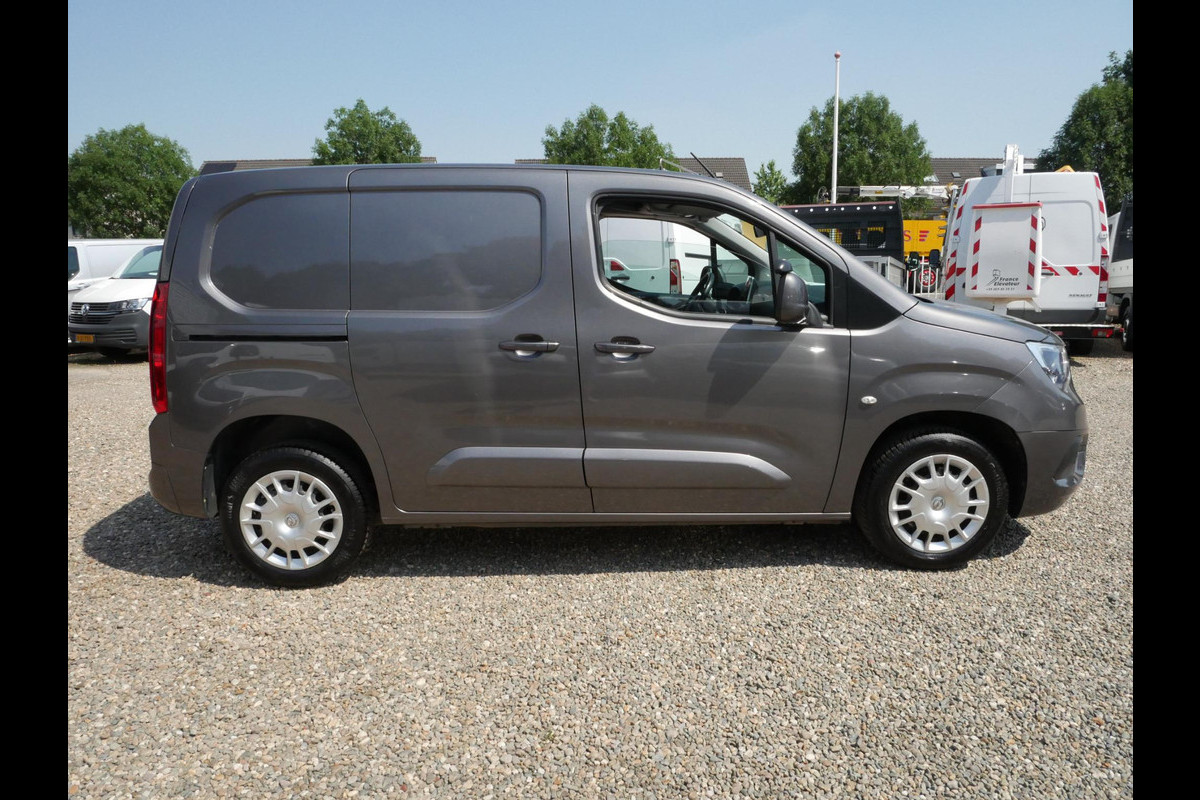 Opel Combo 1.5D 100PK, L1, Airco, Achterklep, 2 x Schuifdeur