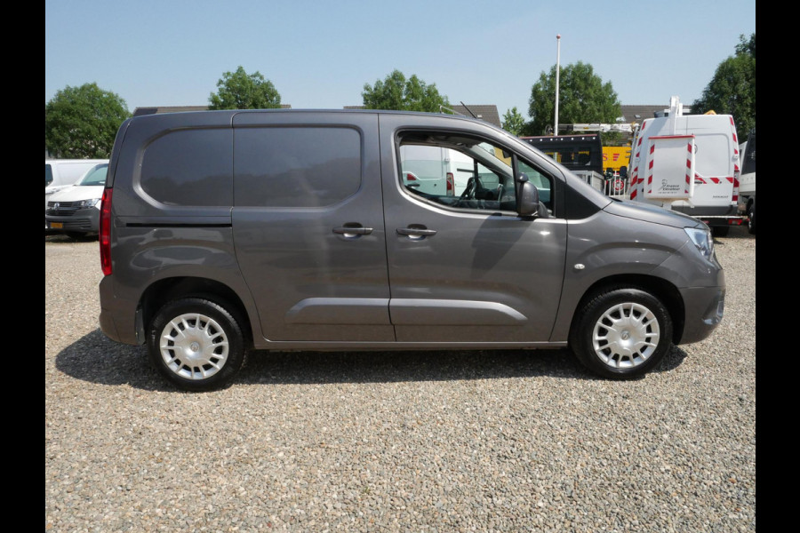 Opel Combo 1.5D 100PK, L1, Airco, Achterklep, 2 x Schuifdeur